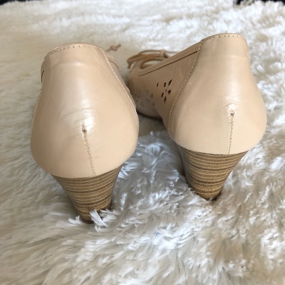 🇺🇸 NEW Montesinos Eyelet Beige Shoe, Size 8 - Picture 5 of 7